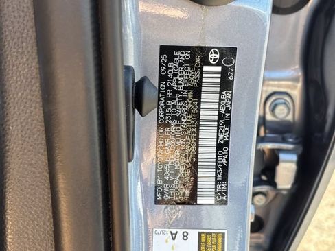 Used 2026 Toyota Corolla LE w/ Carpet Mat Package (TMS) FWD image 32