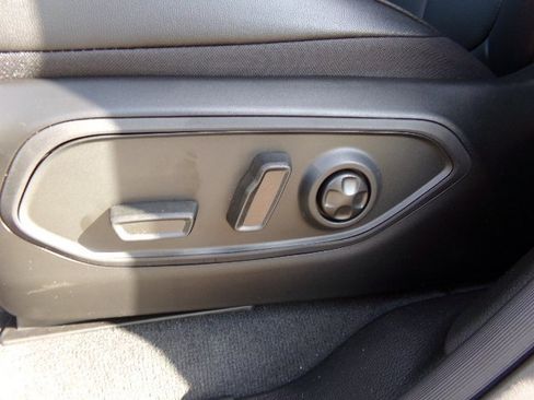 Used 2024 Jeep Grand Cherokee Limited 4xe image 7