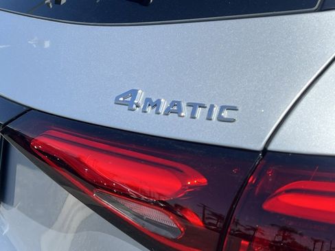 New 2025 Mercedes-Benz GLC 350e 4MATIC image 13