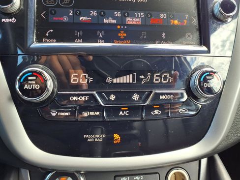Used 2022 Nissan Murano SV w/ SV Midnight Edition Package FWD image 7
