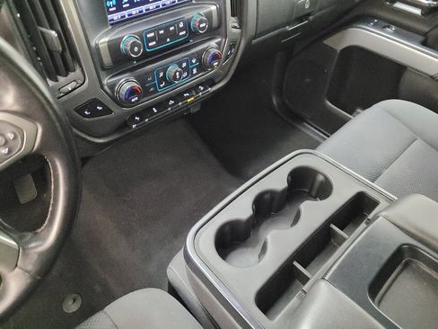 Used 2018 Chevrolet Silverado 1500 LT w/ All Star Edition image 26