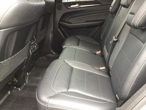Used 2015 Mercedes-Benz ML 350 4MATIC image 12