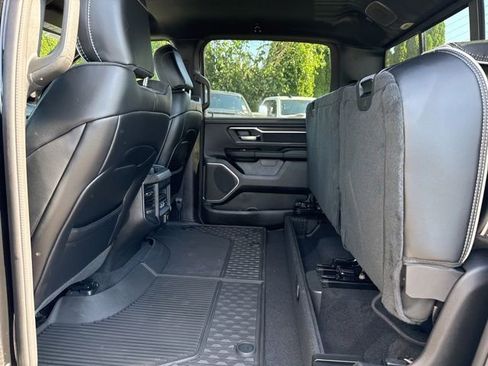 New 2026 RAM 1500 Laramie AWD/4WD image 8