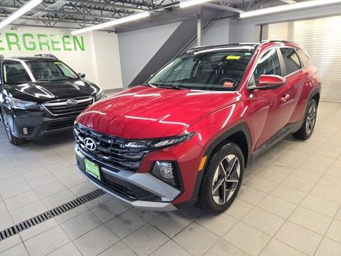 Used 2025 Hyundai Tucson SEL image 3