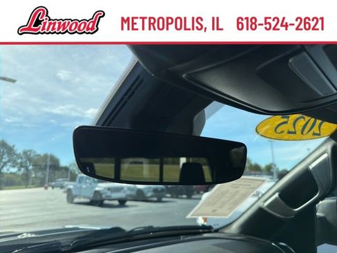 Used 2025 RAM 1500 Laramie w/ Night Edition image 33