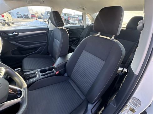 Used 2023 Volkswagen Jetta S image 20
