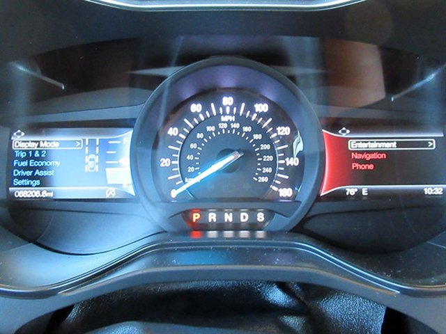 Used 2020 Ford Fusion Titanium FWD image 22