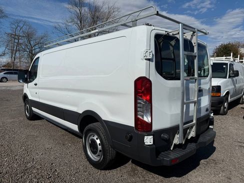 Used 2018 Ford Transit 250 148 Low Roof RWD image 7