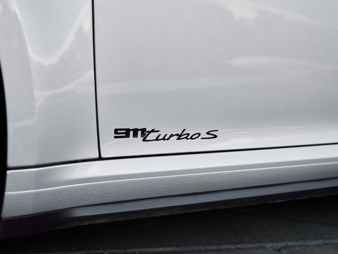 Used 2021 Porsche 911 Turbo S image 9