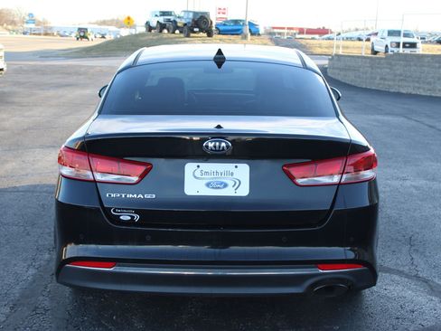 Used 2018 Kia Optima LX image 4