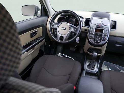 Used 2011 Kia Soul ! image 27