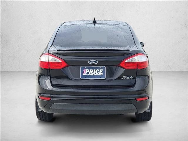 Used 2015 Ford Fiesta SE w/ Equipment Group 201A FWD image 6