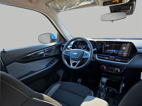 New 2026 Chevrolet TrailBlazer LT w/ LPO, Blackout Package image 10