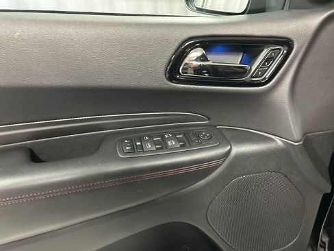 Used 2025 Dodge Durango GT image 14