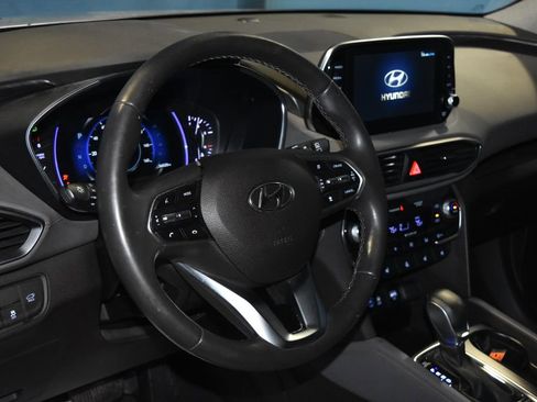 Used 2019 Hyundai Santa Fe FWD image 2