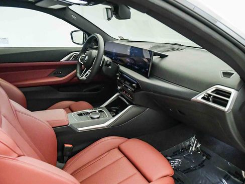 Used 2026 BMW 430i Coupe w/ M Sport Package RWD image 17