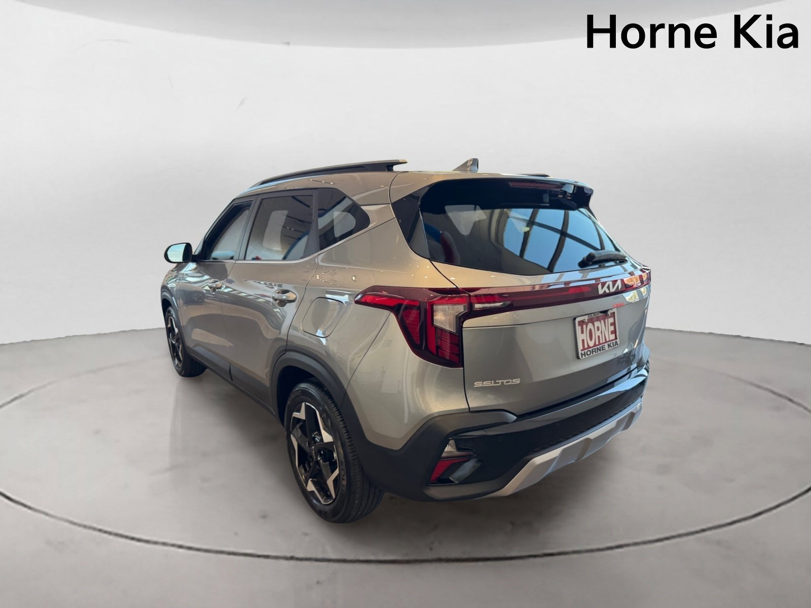 New 2026 Kia Seltos EX FWD image 5