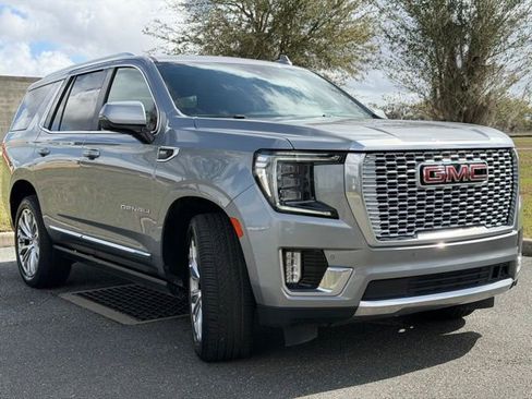 Used 2023 GMC Yukon Denali image 11