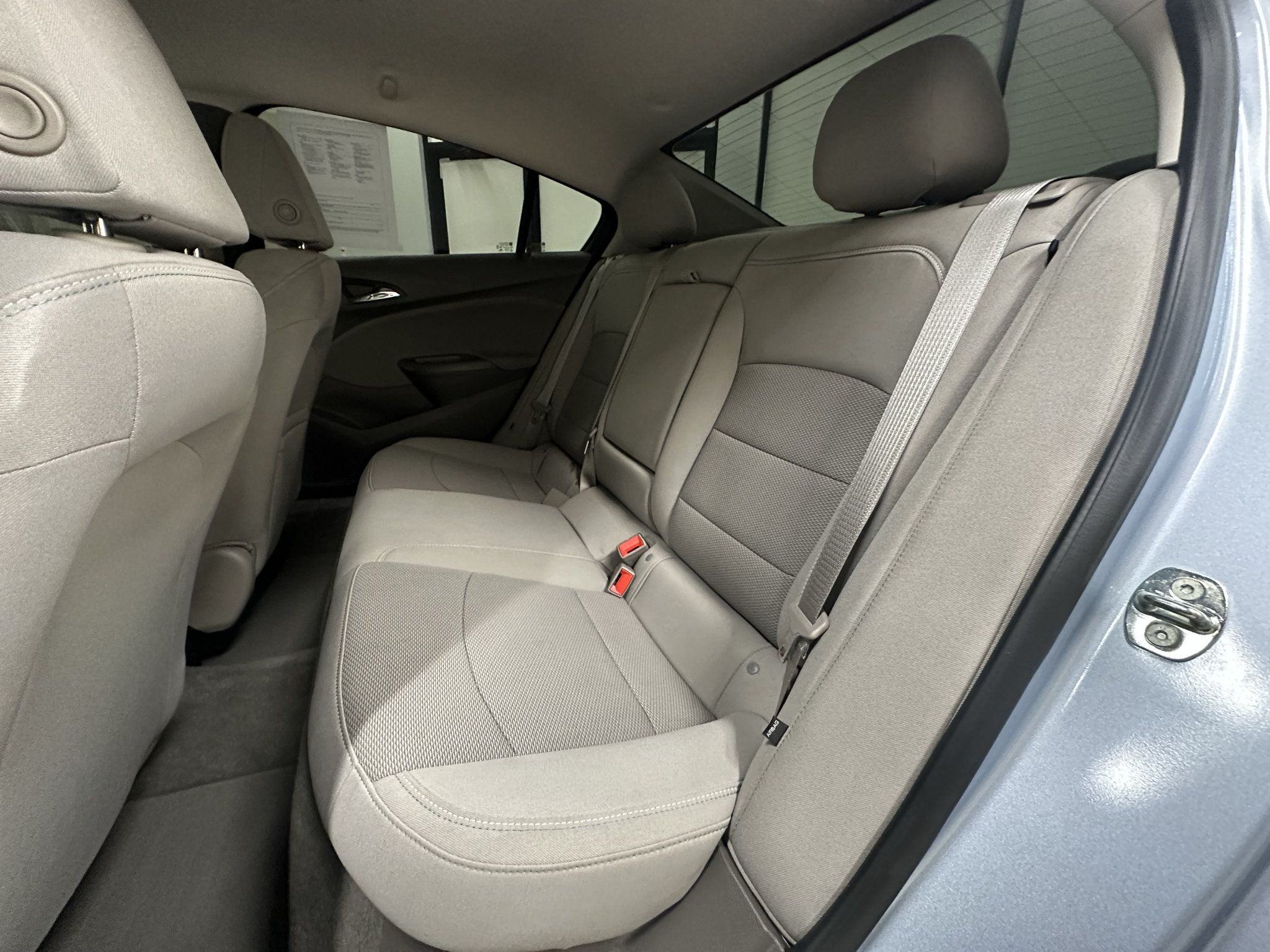 Certified 2018 Chevrolet Cruze LT w/ Convenience Package FWD image 17