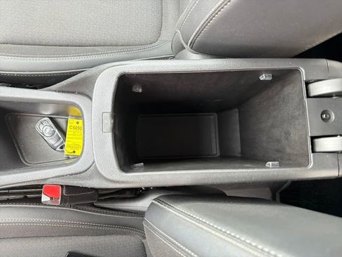 Used 2022 Buick Encore GX Preferred w/ Cold Weather Comfort Package AWD/4WD image 27