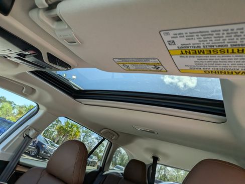 Certified 2025 Subaru Outback Touring w/ Popular Package #2 image 19