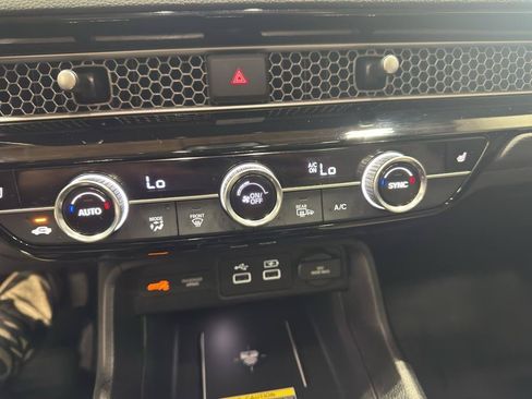 Used 2023 Honda Civic Touring image 14