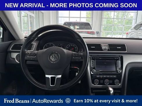 Used 2015 Volkswagen Passat TDI SE FWD image 13
