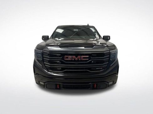 Used 2023 GMC Sierra 1500 AT4 image 11