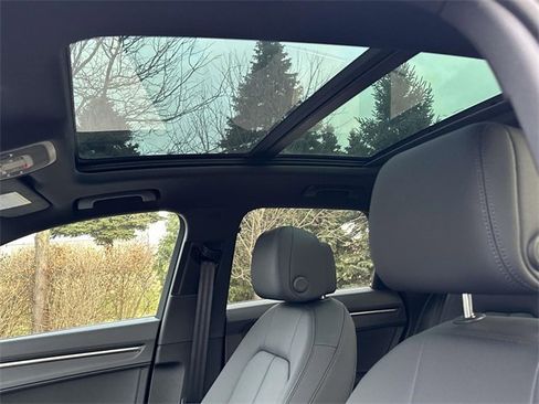 Certified 2025 Audi Q3 2.0T Premium w/ Convenience Package image 24