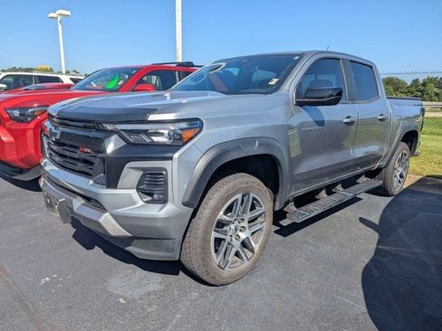 Used 2024 Chevrolet Colorado Z71 w/ Advanced Trailering Package AWD/4WD image 5