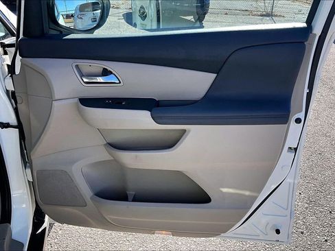 Used 2016 Honda Odyssey EX-L image 22