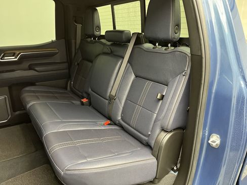 Certified 2024 Chevrolet Silverado 1500 High Country w/ Technology Package image 12