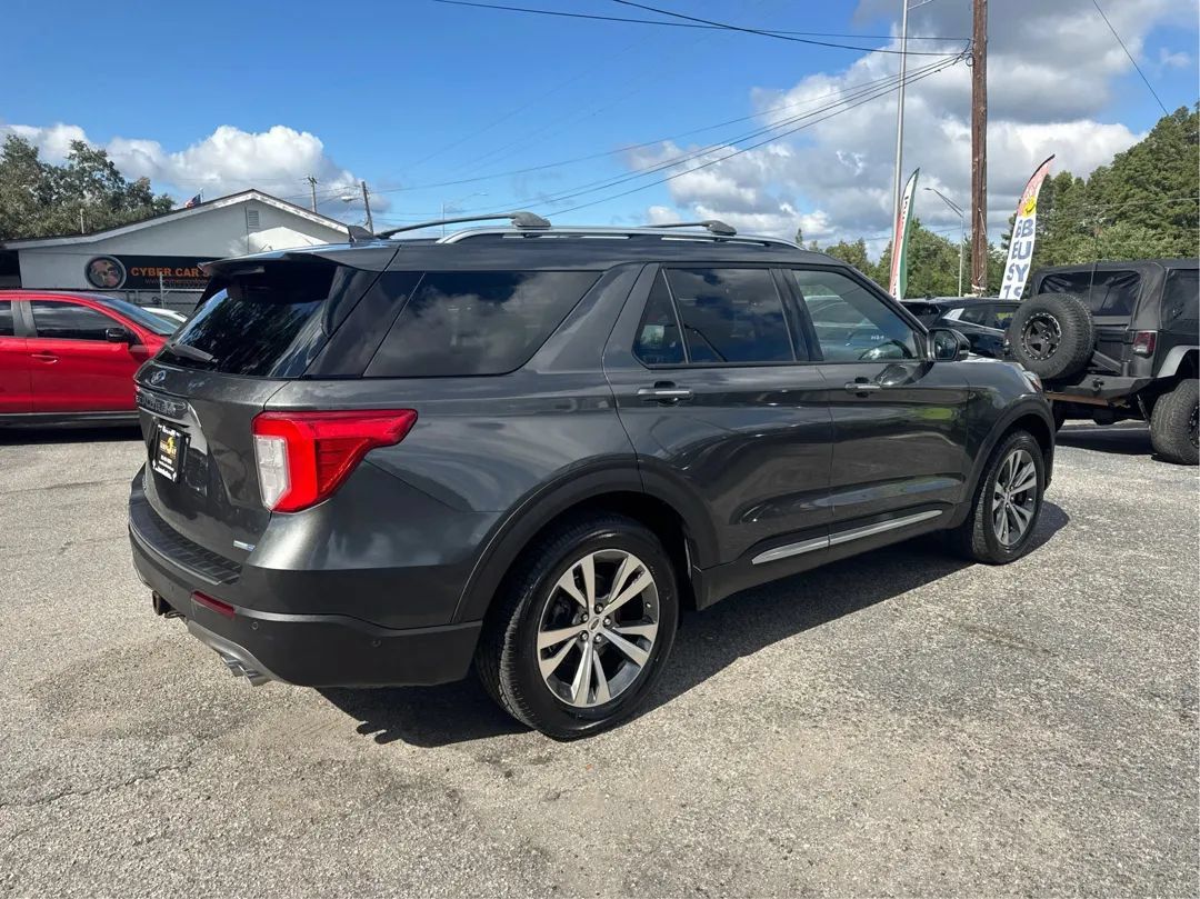 Used 2020 Ford Explorer Platinum w/ Premium Technology Package AWD/4WD image 5