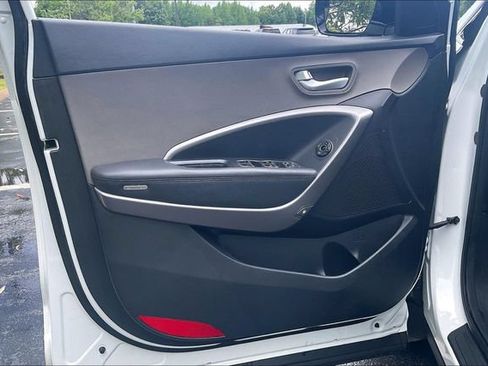 Used 2016 Hyundai Santa Fe Sport FWD image 23