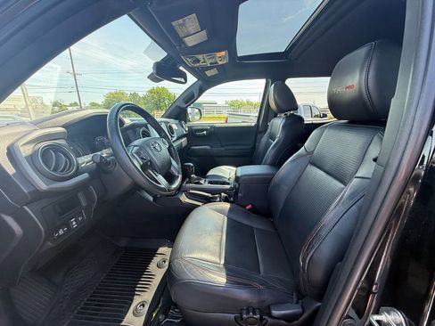 Used 2019 Toyota Tacoma TRD Pro image 12