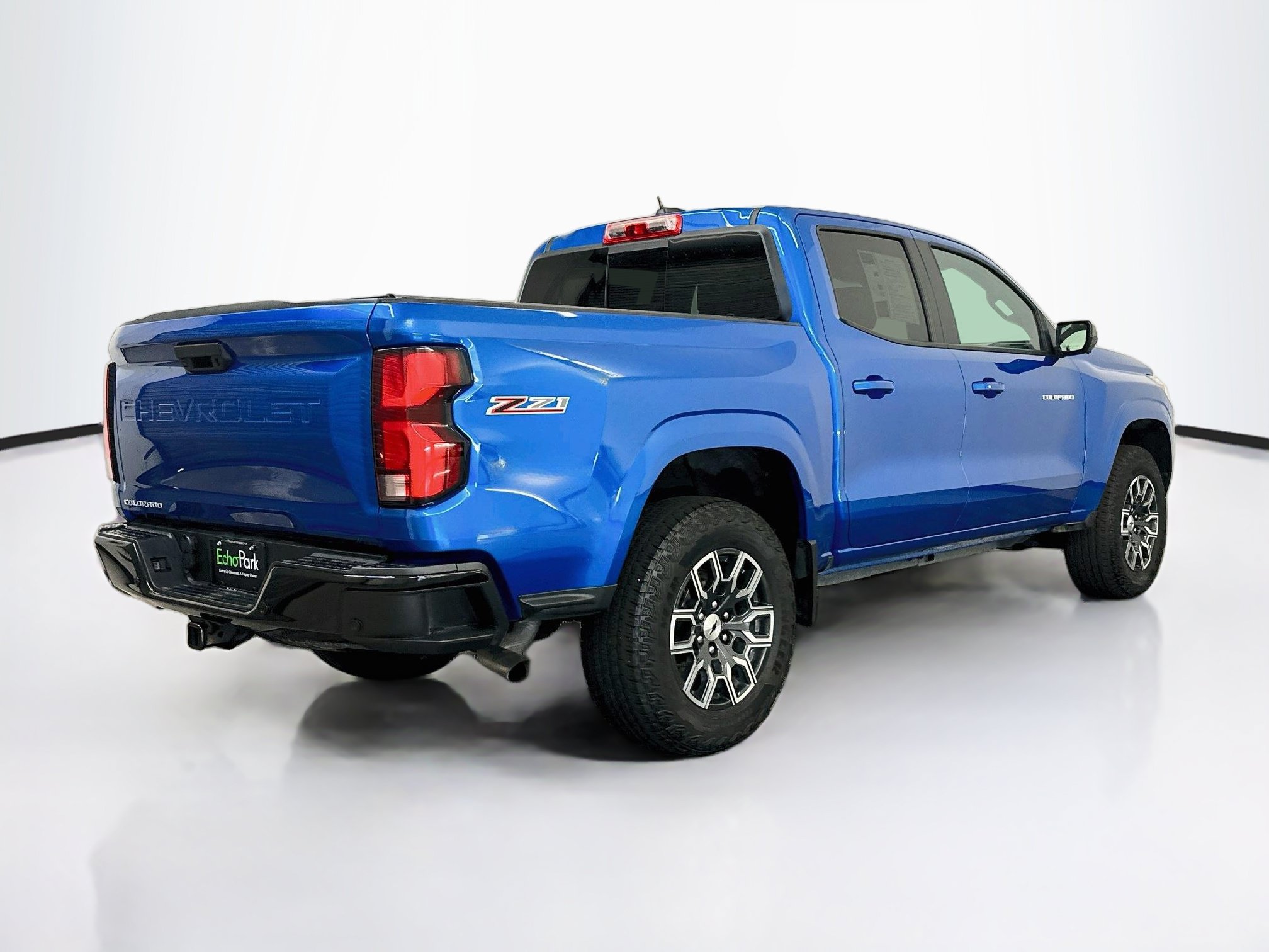 Used 2024 Chevrolet Colorado Z71 w/ Z71 Convenience Package 2 AWD/4WD image 9