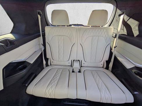 Certified 2024 BMW ALPINA XB7 image 20