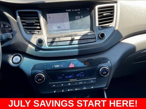 Used 2018 Hyundai Tucson Limited AWD/4WD image 19