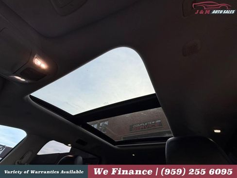 Used 2019 Chrysler Pacifica Limited FWD image 28