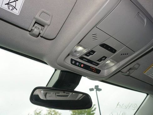 Used 2024 GMC Terrain AT4 image 29