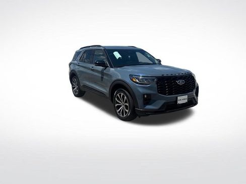 Used 2025 Ford Explorer ST-Line AWD/4WD image 7