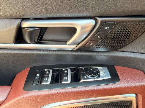 Used 2024 Kia Telluride SX FWD image 28