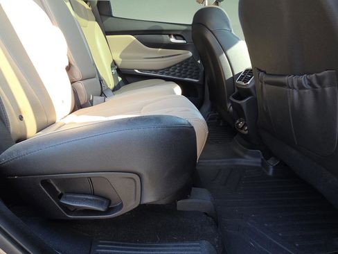 Used 2020 Hyundai Santa Fe Limited image 17