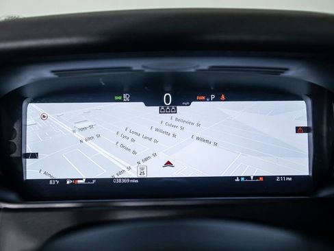 Used 2025 Land Rover Range Rover Velar Dynamic SE image 28