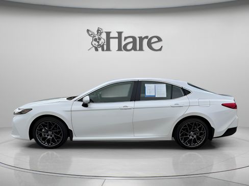 Used 2026 Toyota Camry XLE w/ Premium Plus Package AWD/4WD image 2