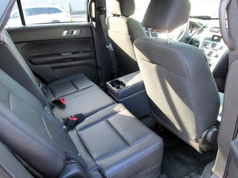 Used 2015 Ford Explorer AWD 4dr image 11