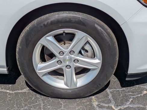 Used 2023 Chevrolet Malibu LS image 11