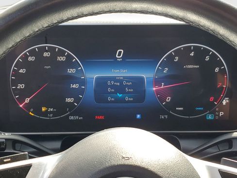 Used 2023 Mercedes-Benz GLC 300 4MATIC image 24