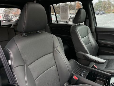 Certified 2023 Honda Passport Elite image 32