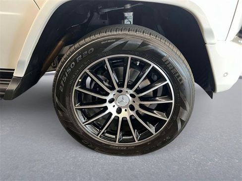 Certified 2024 Mercedes-Benz G 550 image 8